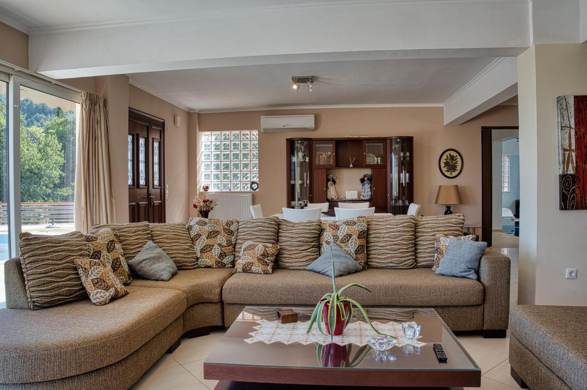 Petronas Villa Kariá 外观 照片