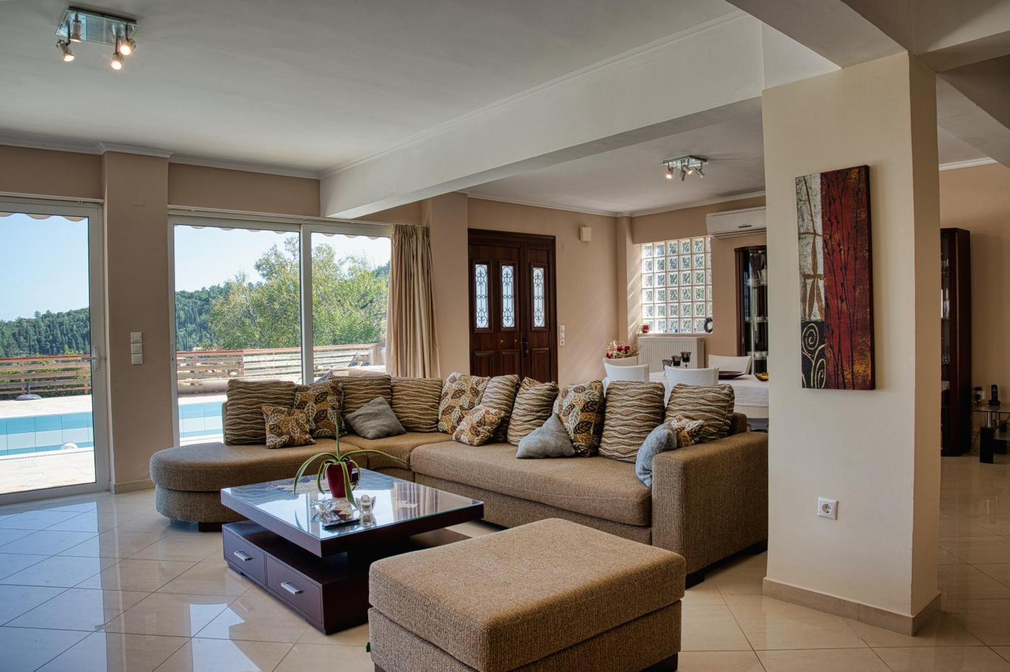 Petronas Villa Kariá 外观 照片